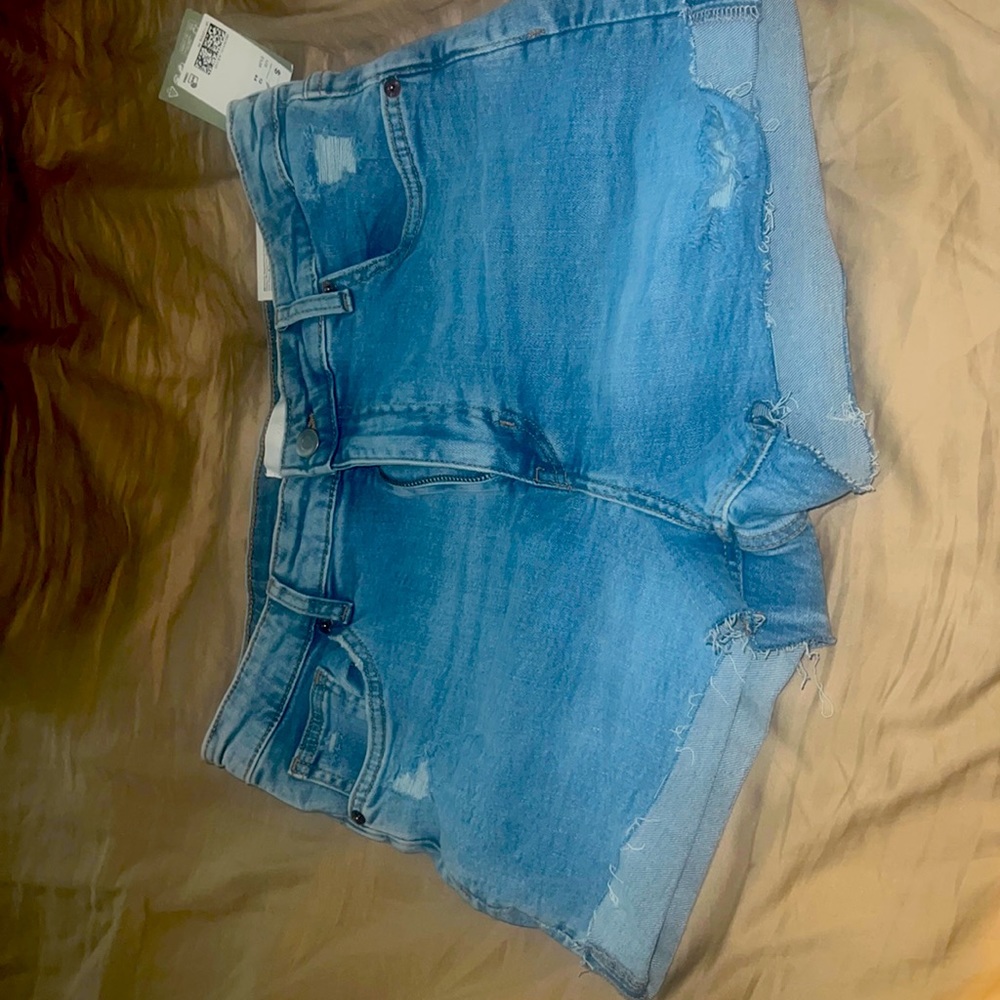 Short jeans